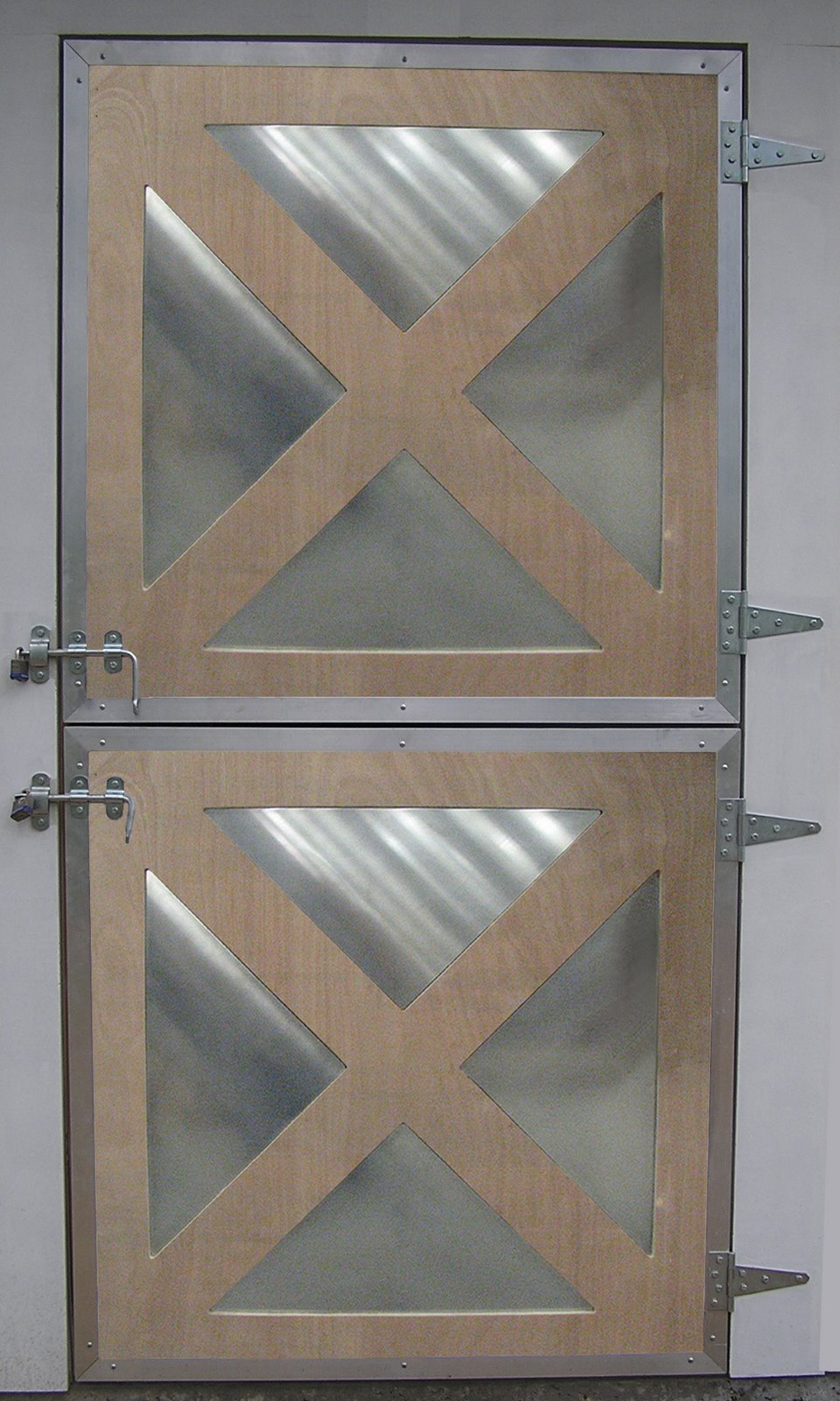 Armour Horse Stalls New Flashpanel Crossbuck Sliding Barn Door