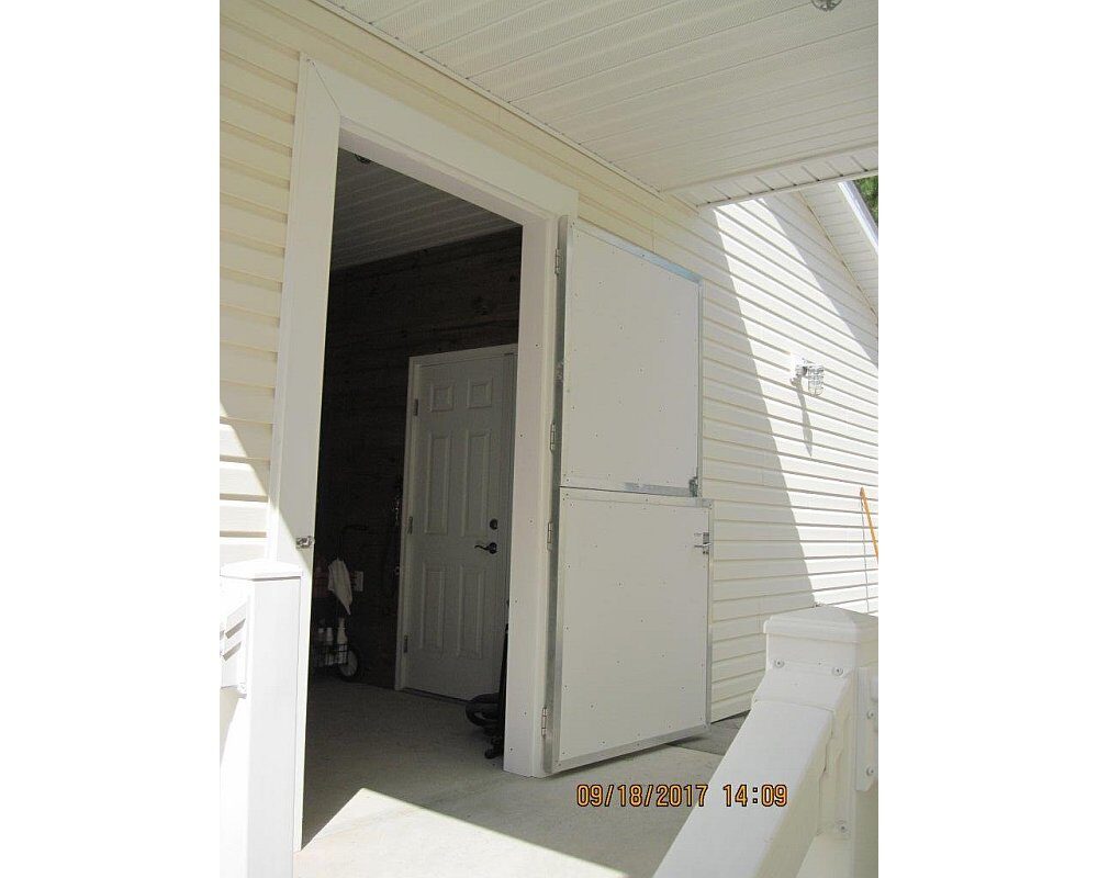 Dutch Doors on Horse Barn