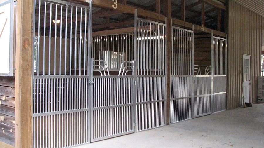 Ventilated Coolbreeze horse stall gates at Finan stables.