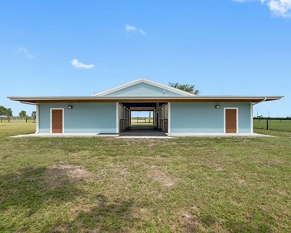 Outside view of Prokop horse barn, Myakka Oaks Ranch.